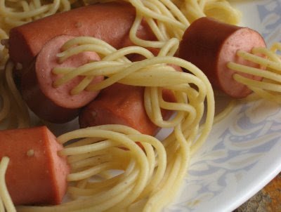 Spaghetti+Hot+Dogs.jpg