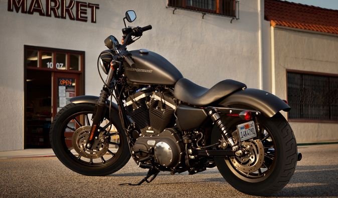 Harley-Davidson+Sportster+XL883N+Iron+833+2011.JPG