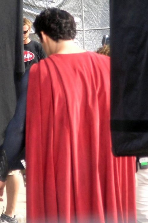 Man-of-Steel-BTS-Cavill-6.jpg