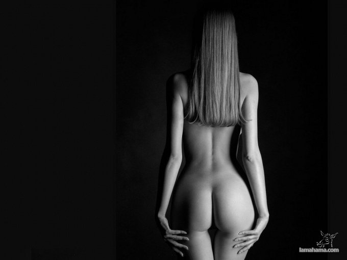 224_17-woman-hump.jpg