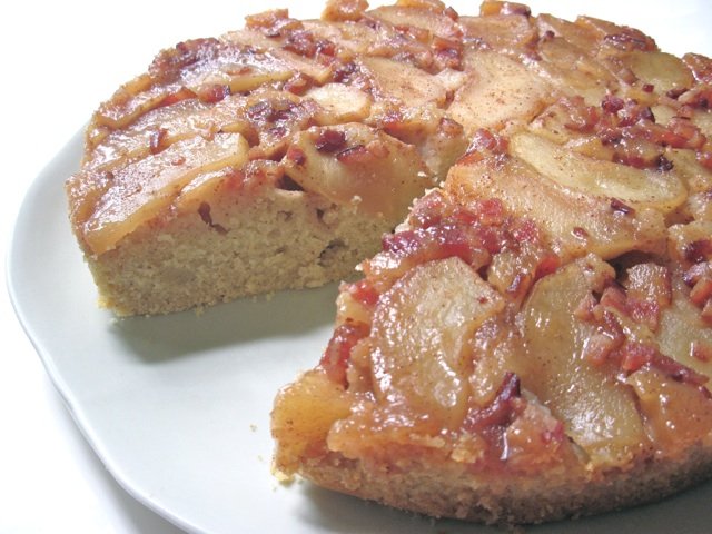 apple-candied-bacon-upside-down-cake.jpg