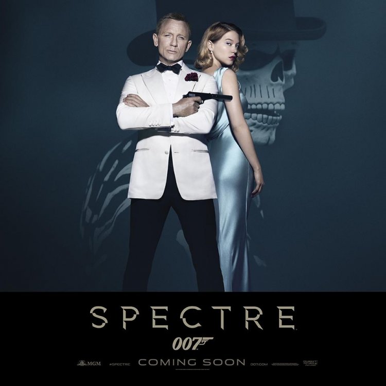 Spectre-poster-Daniel-Craig-Lea-Seydoux.jpg