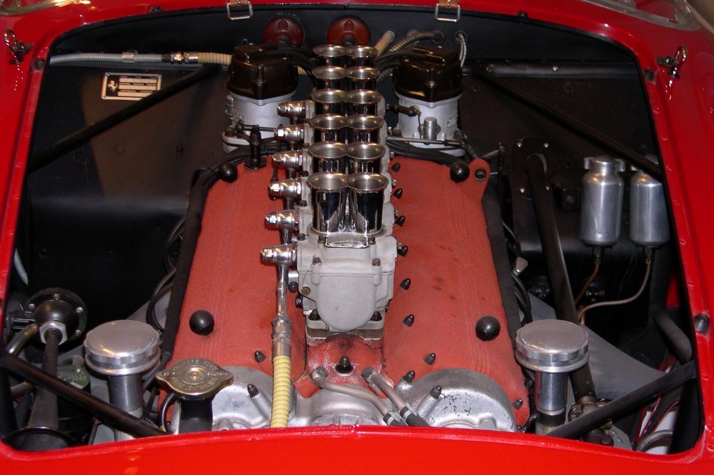RL_1958_Ferrari_250_Testa_Rossa_engine.jpg