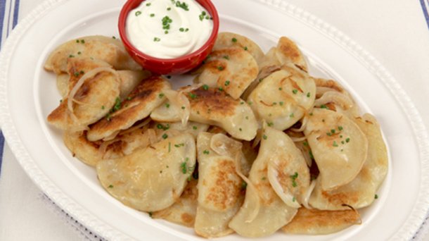 potato_cheddar_perogies-thumb-610xauto-177707.jpg