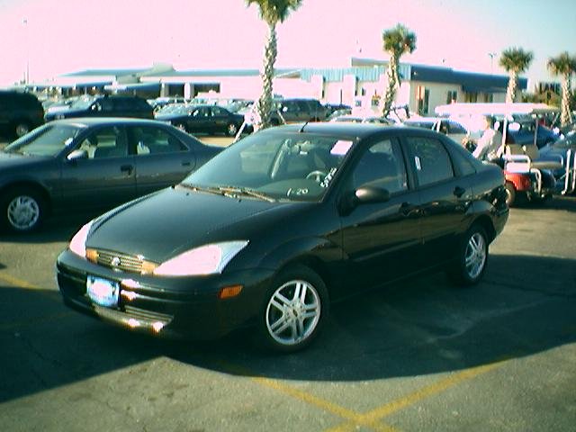 ford_focus_2000_2.jpg