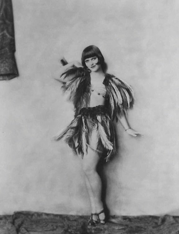 louise-brooks-in-1924.jpg