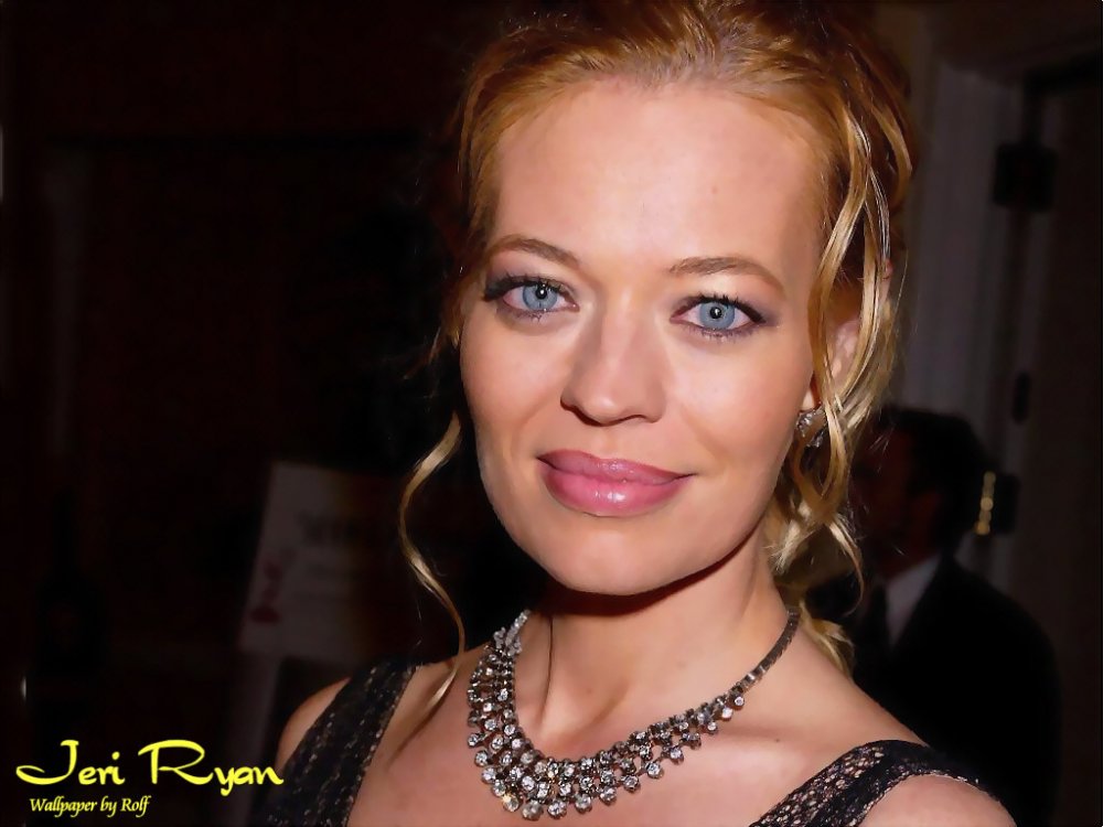 jeri_ryan_1.jpg