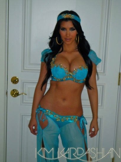 kim_kardashian_princess_jasmine_halloween.jpg