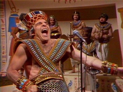 Steve-Martin-King-Tut.jpg