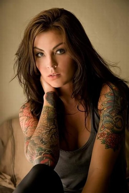 hot+and+sexy+tattoo+girls+9.jpg
