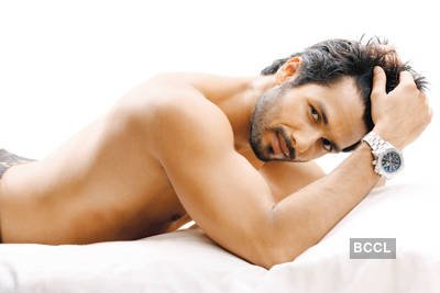 Last-years-runner-up-Shahid-Kapoor-has-made-it-to-the-fourth-position-on-the-list.jpg