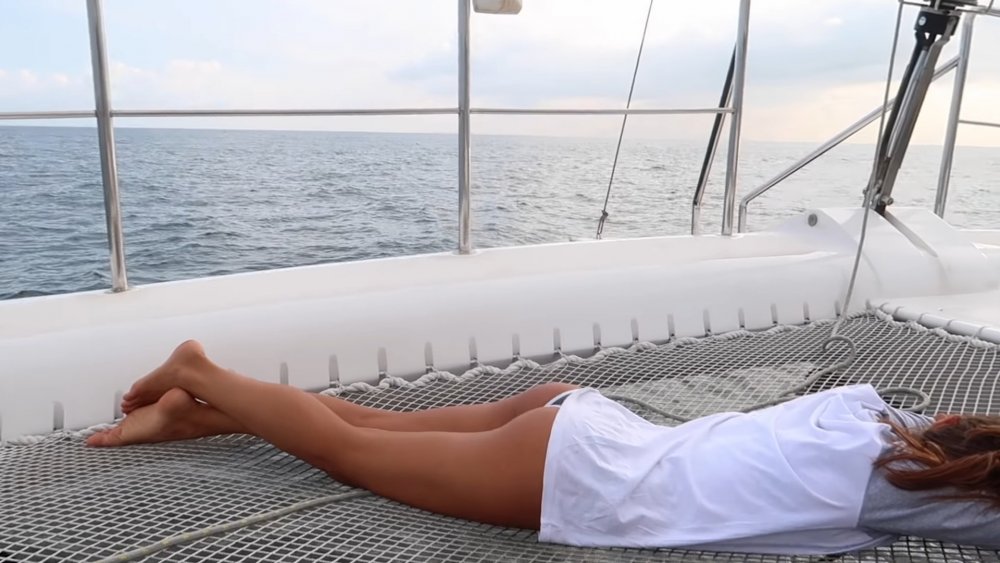 Viki_Odintcova-Feet-6087954.jpg