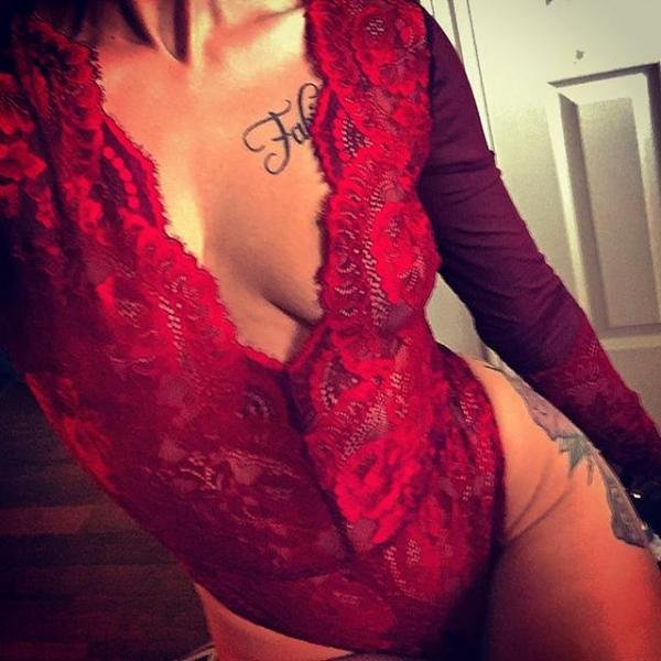 Luscious Lacey xo