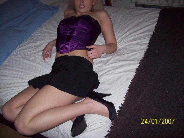 relaxin... kinda bad pic but w.e